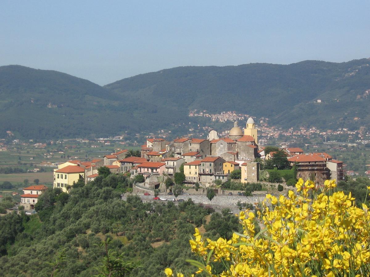 La Sarticola Villa Luni ภายนอก รูปภาพ